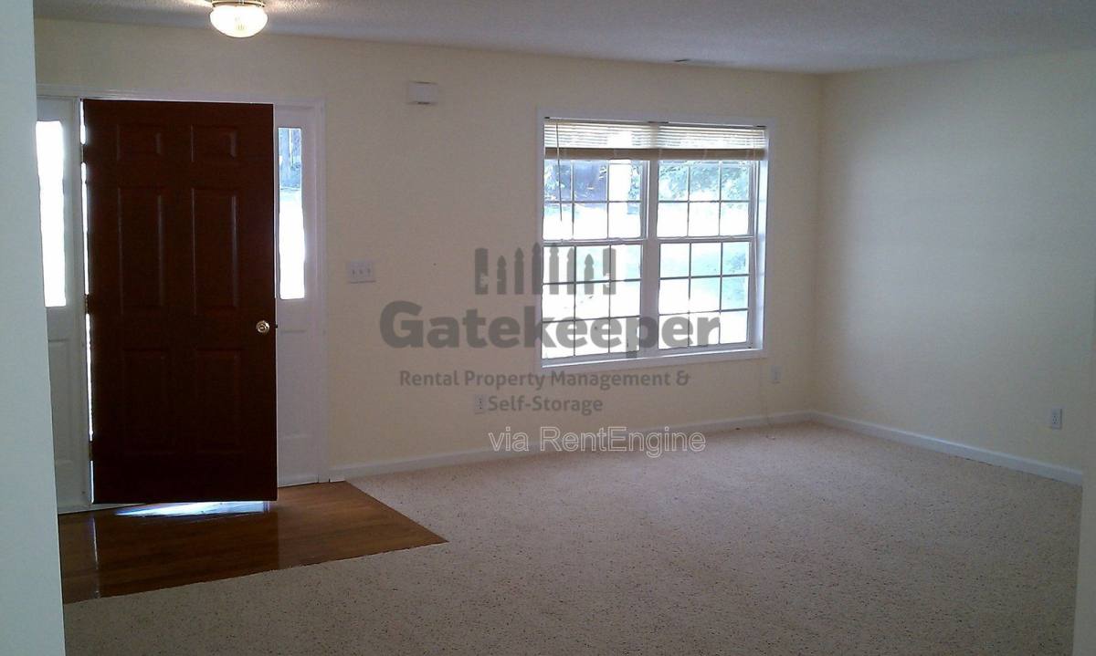 House for rent at 3161 Glen Hollow Dr, Rex, GA 30273