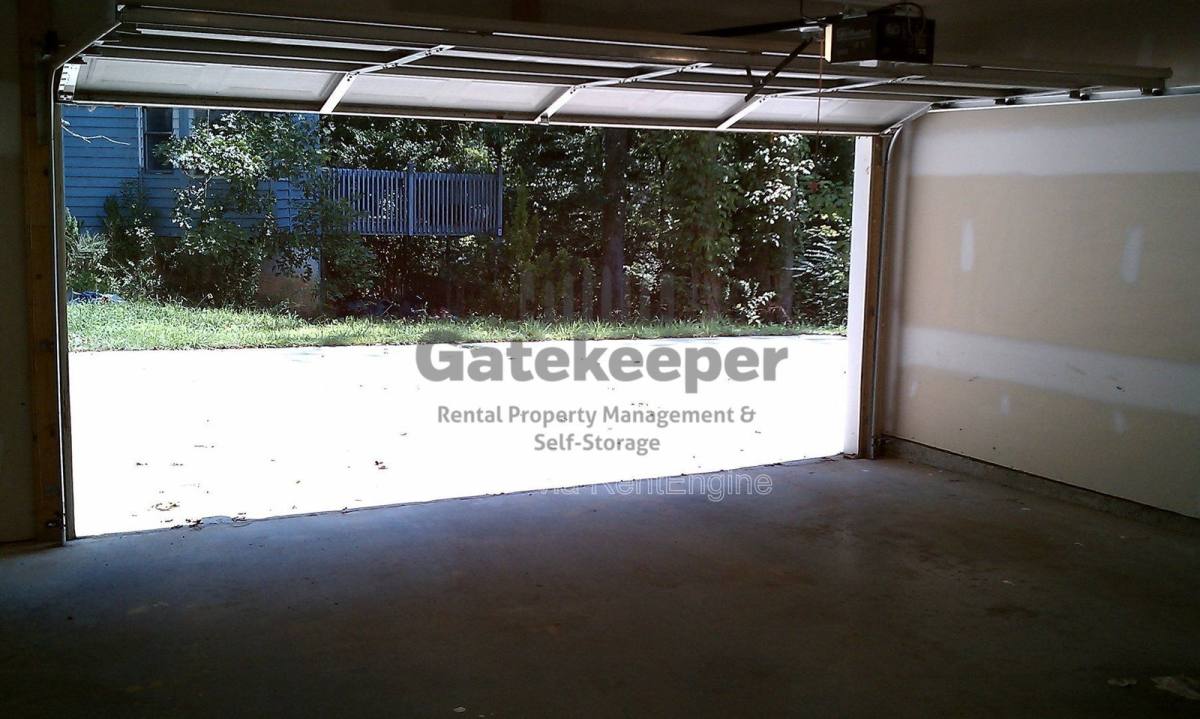 House for rent at 3161 Glen Hollow Dr, Rex, GA 30273