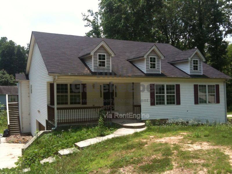 House for rent at 3161 Glen Hollow Dr, Rex, GA 30273