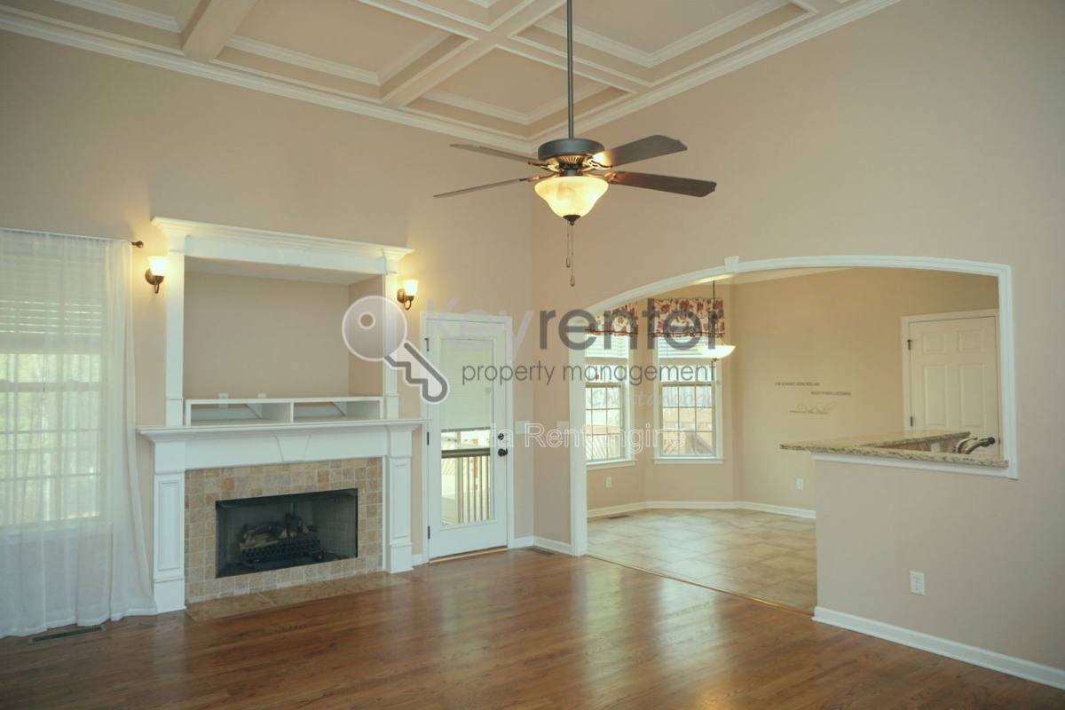 House for rent at 6967 Neville Dr, Ooltewah, TN 37363