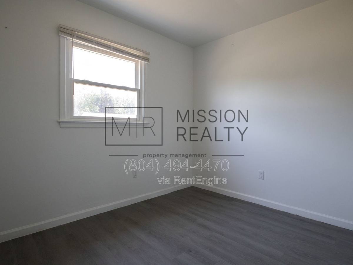 House for rent at 1649 Delmar Ave, Petersburg, VA 23803