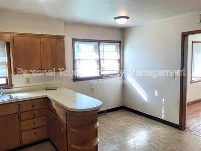 House for rent at 1818 5th Ave S, Moorhead, MN 56560
