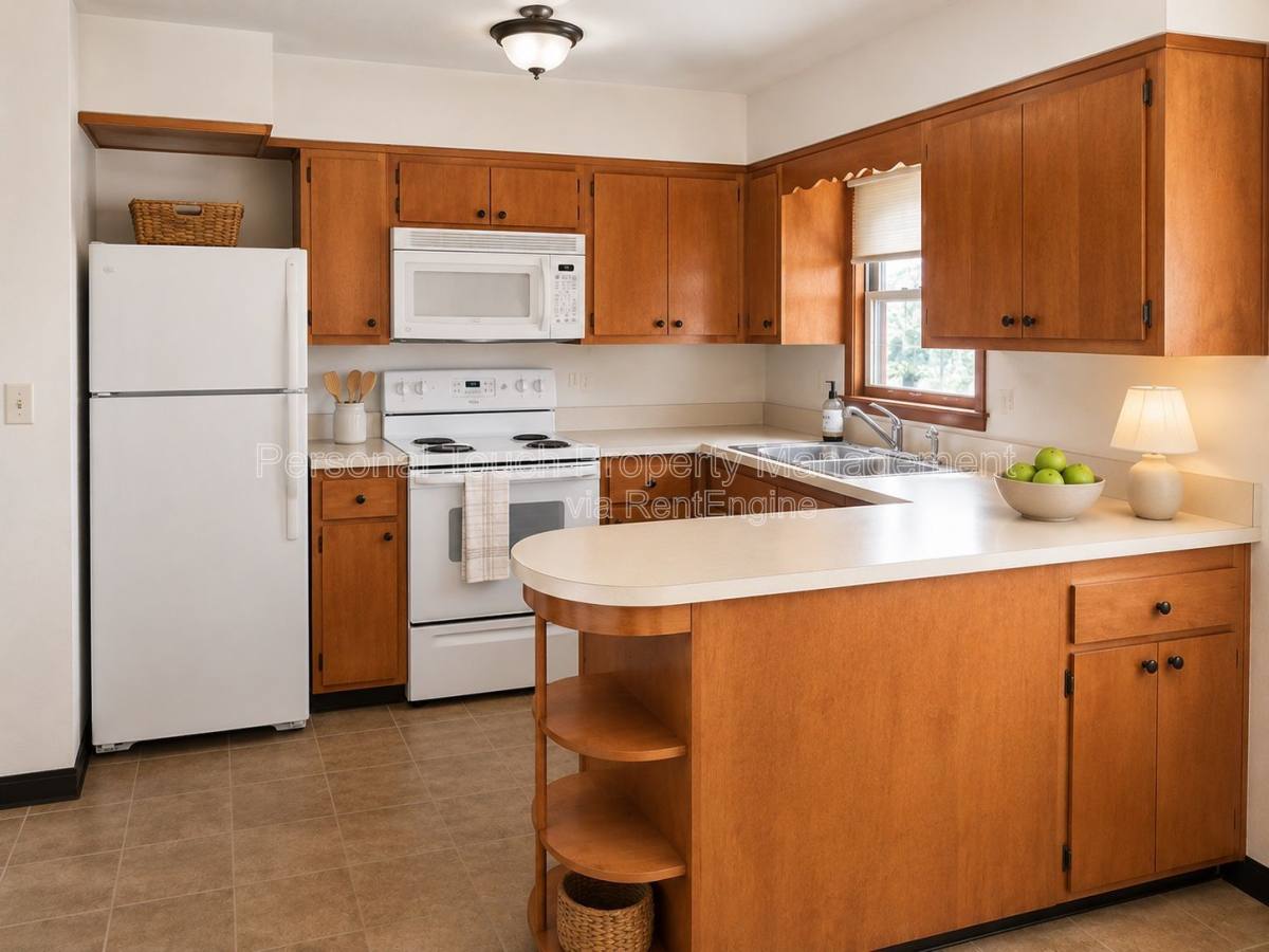 House for rent at 1818 5th Ave S, Moorhead, MN 56560