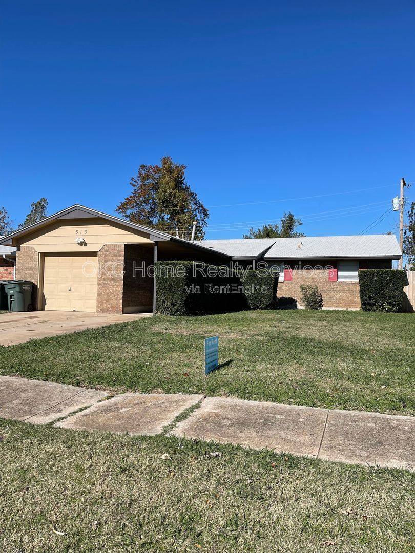 House for rent at 513 Sunnyside Place, Edmond, OK 73003