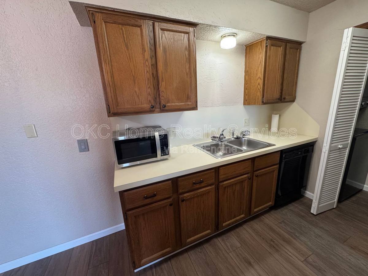 Condo for rent at 3200 W Britton Rd #296, Oklahoma City, OK 73120
