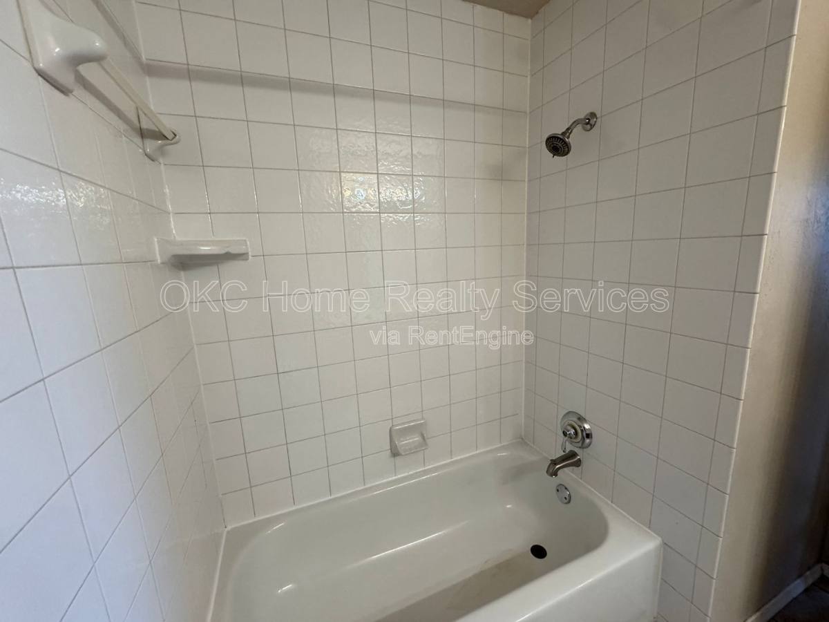 Condo for rent at 3200 W Britton Rd #296, Oklahoma City, OK 73120