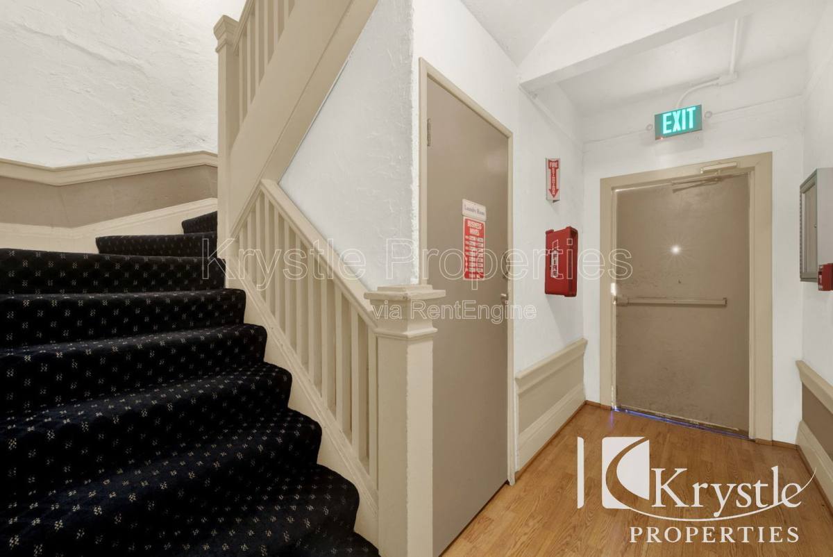 Apartment for rent at 310 W St #2, Crockett, CA 94525