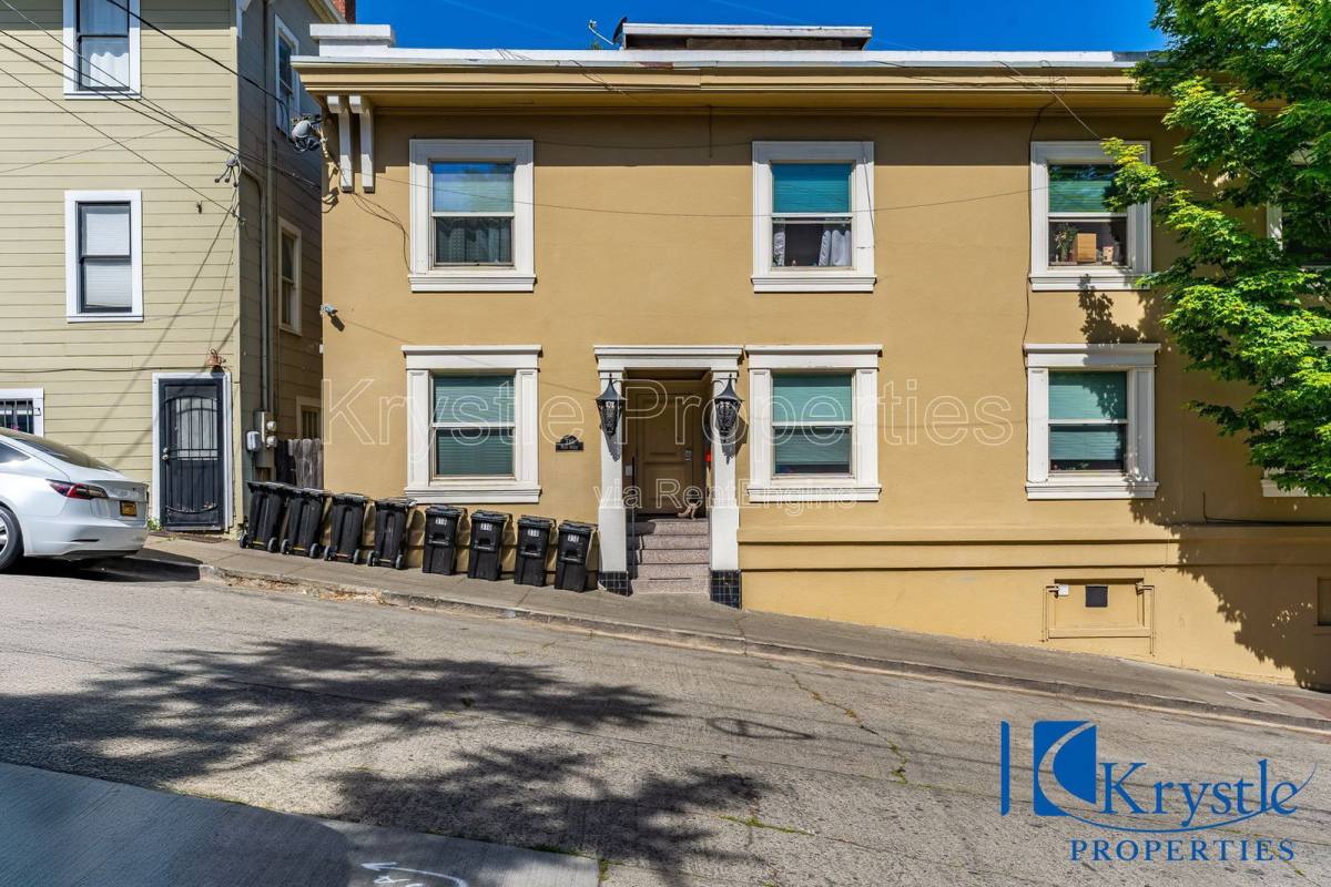 Apartment for rent at 310 W St #2, Crockett, CA 94525