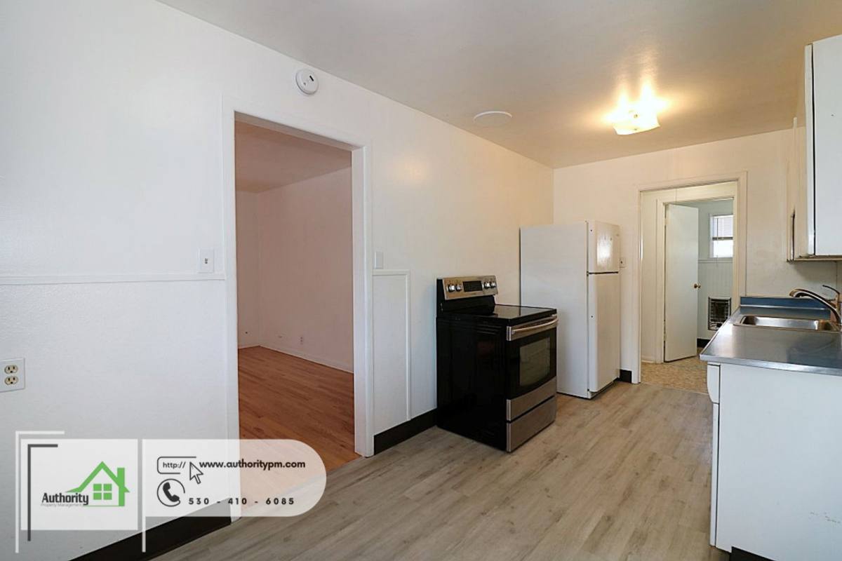Apartment for rent at 2714 Leland Ave, Redding, CA 96001