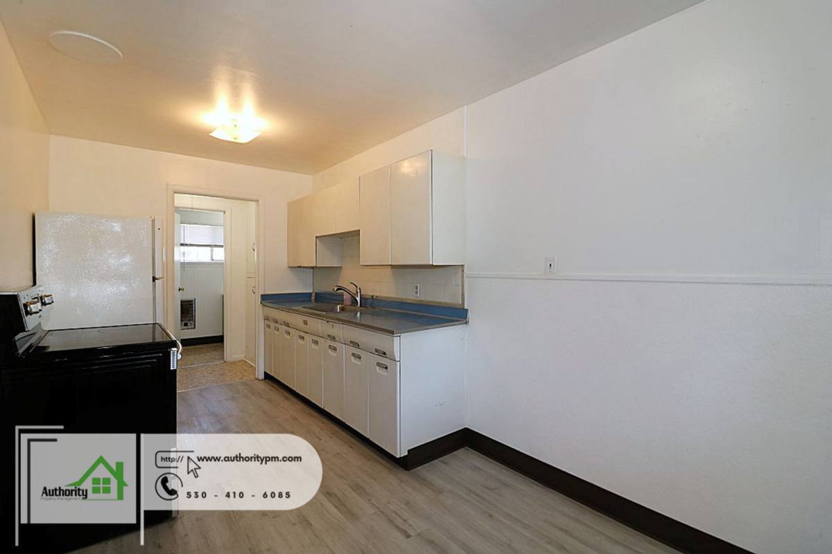 Apartment for rent at 2714 Leland Ave, Redding, CA 96001