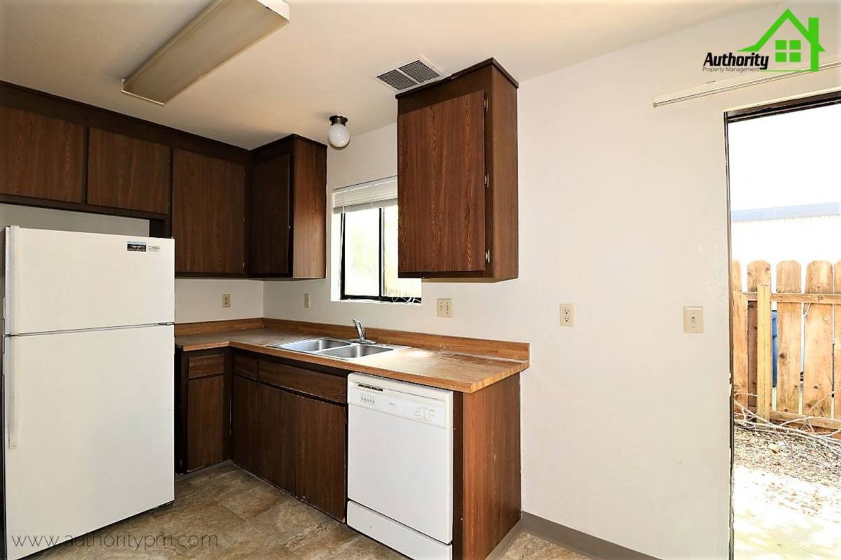 Apartment for rent at 2750 Shasta View Dr #2, Redding, CA 96002