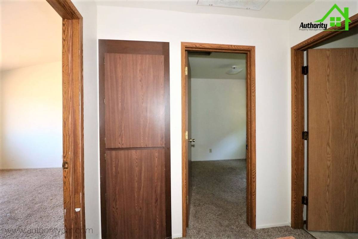 Apartment for rent at 2750 Shasta View Dr #2, Redding, CA 96002