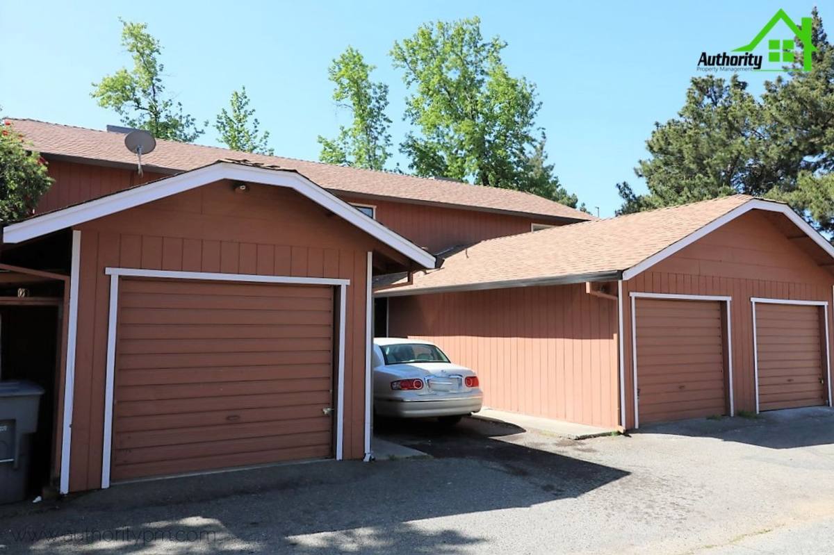 Apartment for rent at 2750 Shasta View Dr #2, Redding, CA 96002