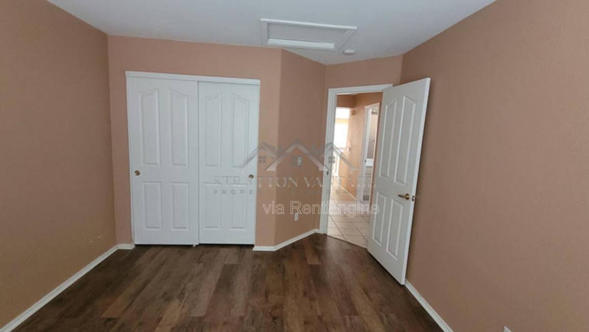 House for rent at 6714 W Wahalla Lane, Glendale, AZ 85308
