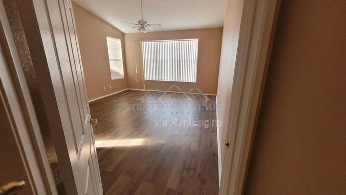 House for rent at 6714 W Wahalla Lane, Glendale, AZ 85308