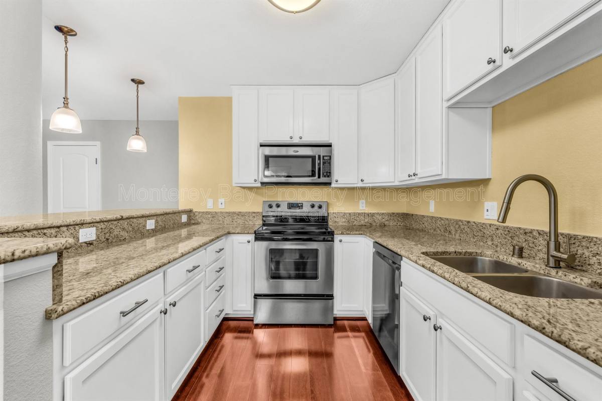 Apartment for rent at 300 Glenwood Circle #294, Monterey, CA 93940