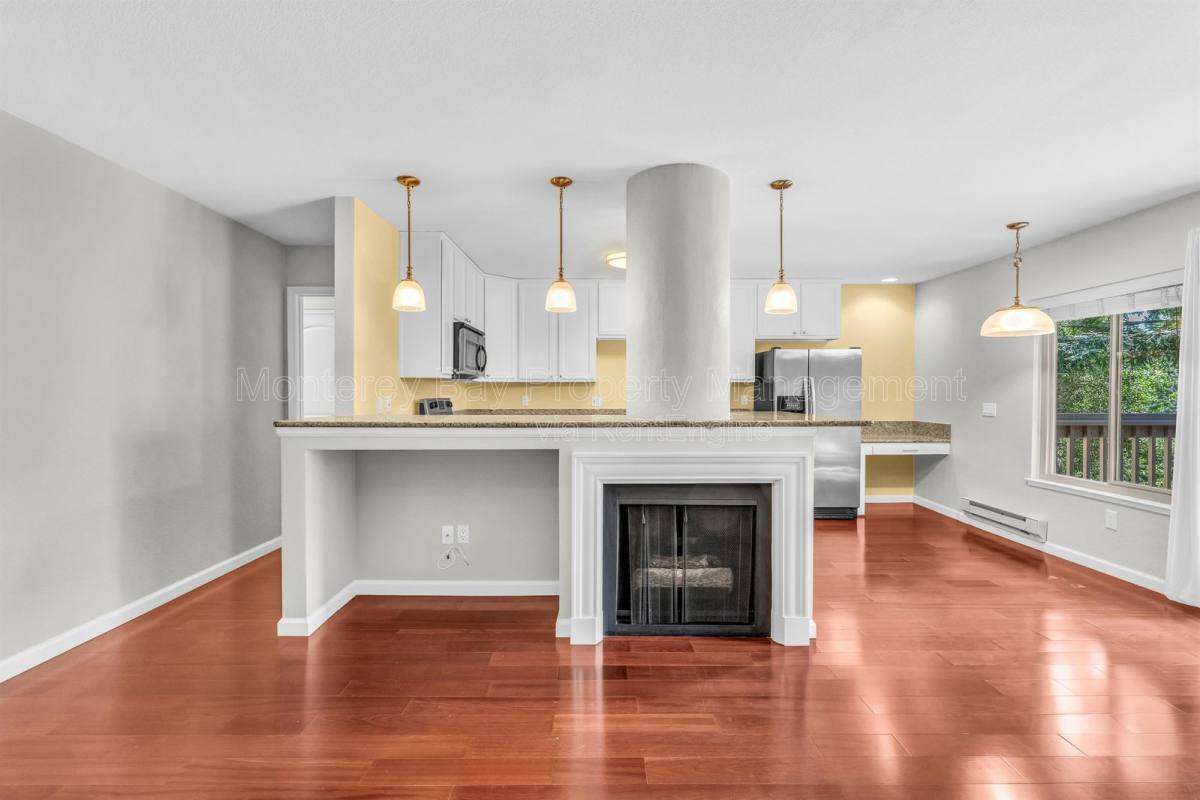 Apartment for rent at 300 Glenwood Circle #294, Monterey, CA 93940