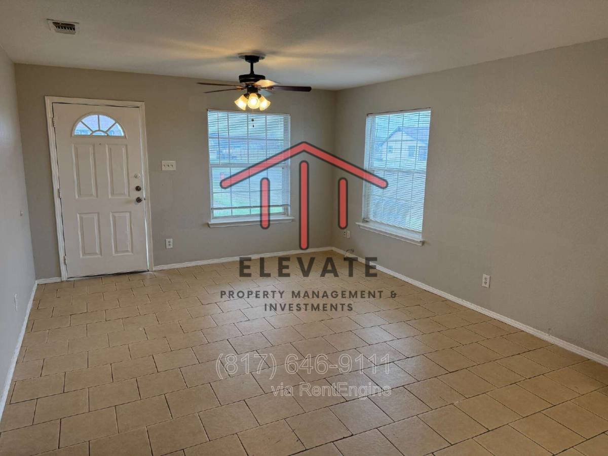 Apartment for rent at 209 Blue Bell Court, Weatherford, TX 76088