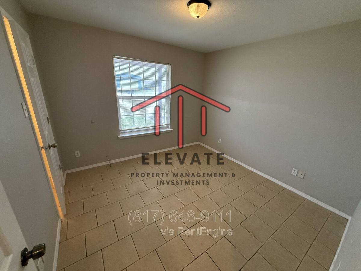 Apartment for rent at 209 Blue Bell Court, Weatherford, TX 76088