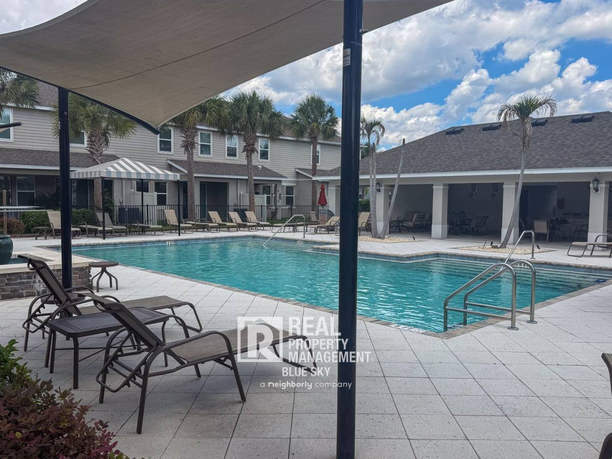 Townhouse for rent at 1102 Arbour Verde Court, Tampa, FL 33613