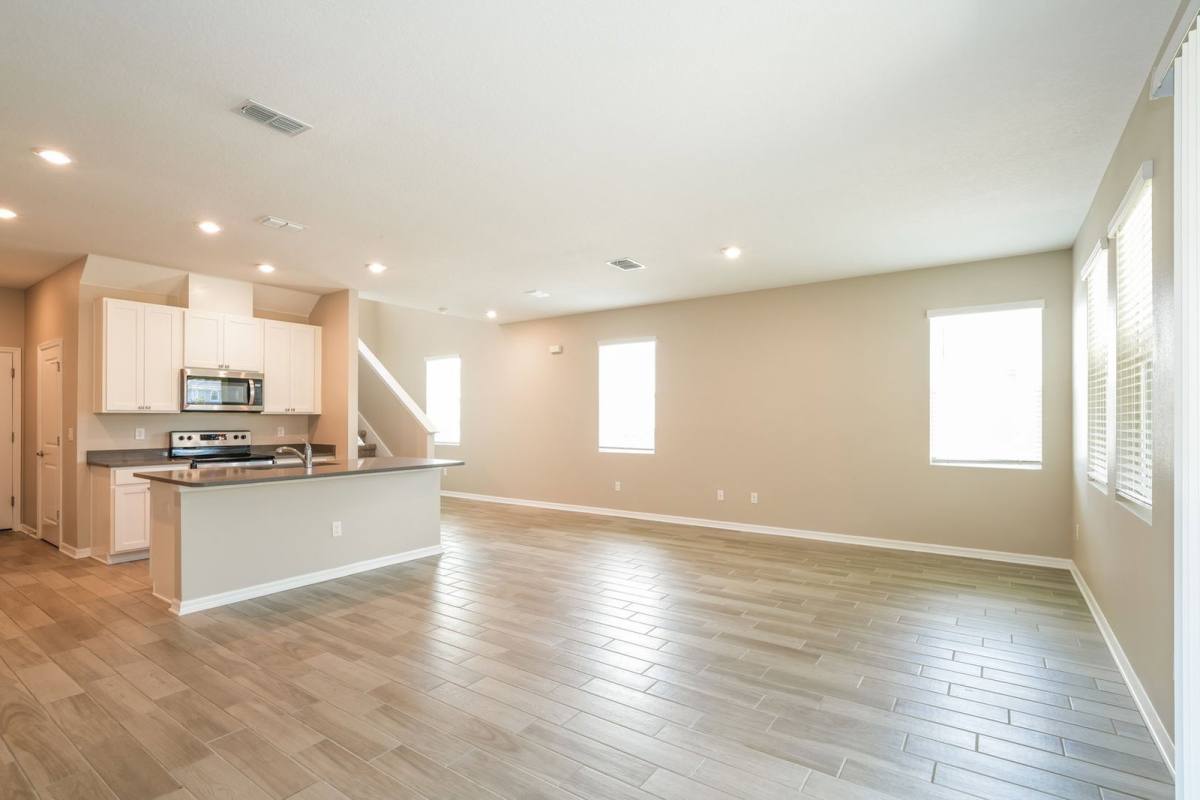 Townhouse for rent at 1102 Arbour Verde Court, Tampa, FL 33613