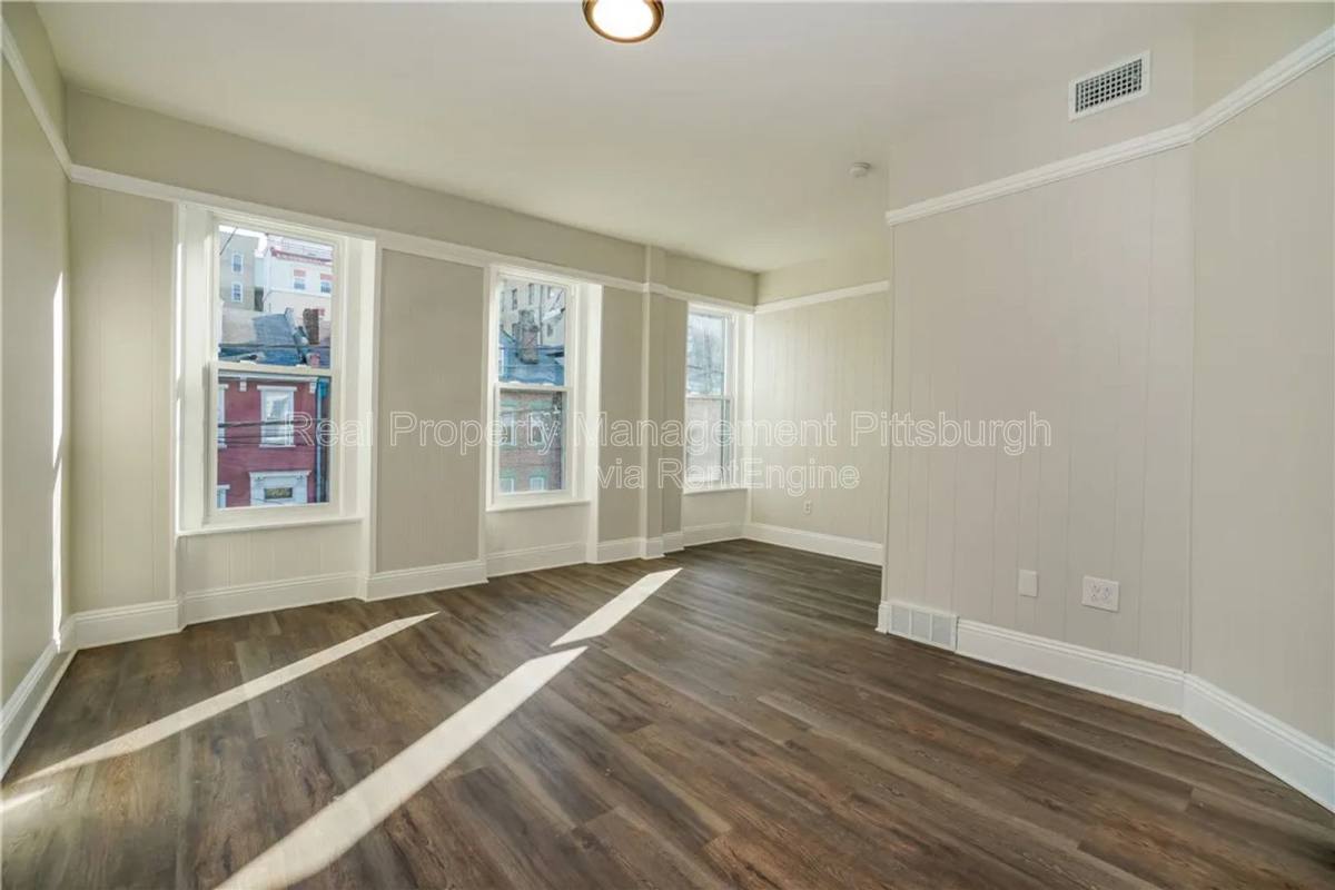 Apartment for rent at 2123 Sidney St, Pittsburgh, PA 15203