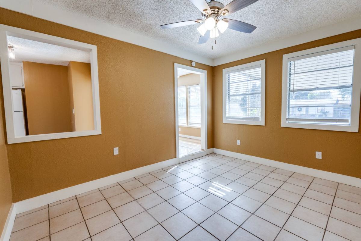 House for rent at 423 Olney Dr, San Antonio, TX 78209
