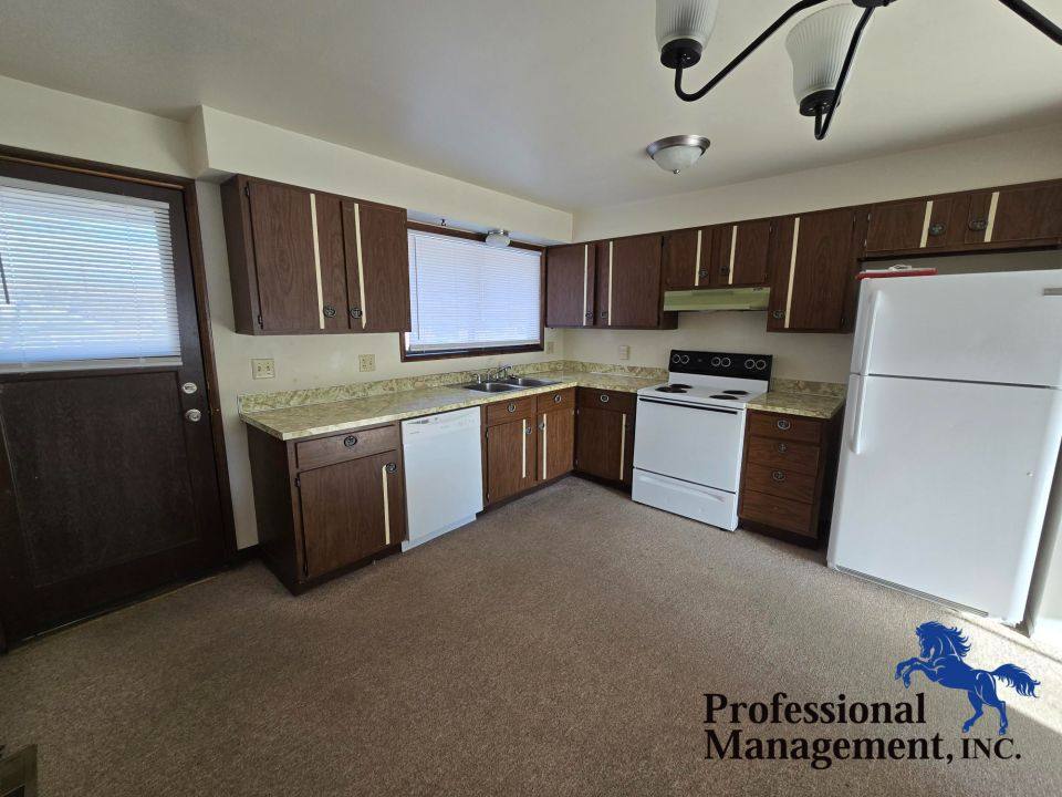 Apartment for rent at 1506 Yellowstone Ave #4, Billings, MT 59102