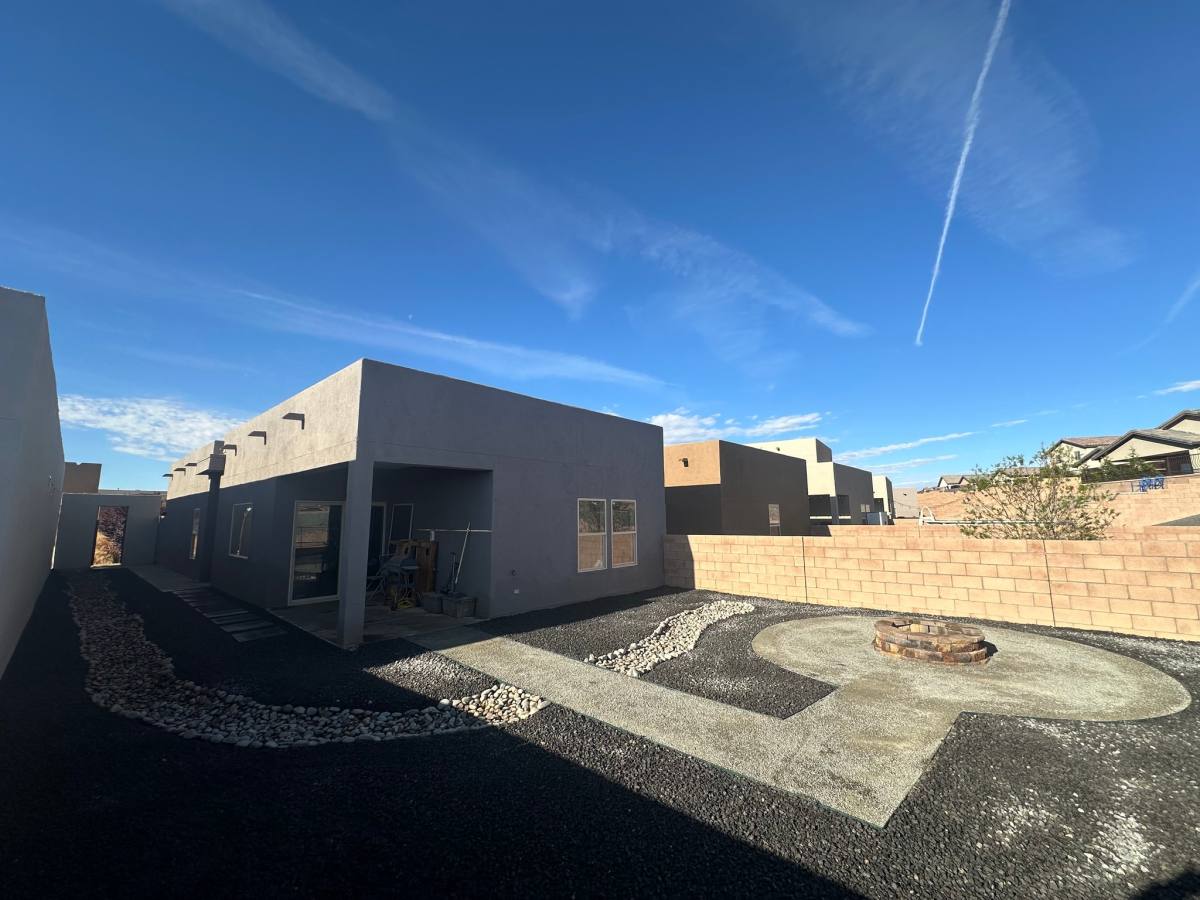 House for rent at 1518 Tierra Verde Loop NW, Los Lunas, NM 87031