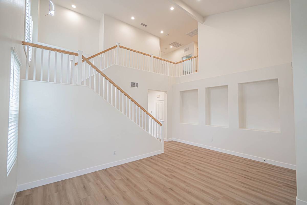 Apartment for rent at 19730 Byrne Place, Santa Clarita, CA 91350
