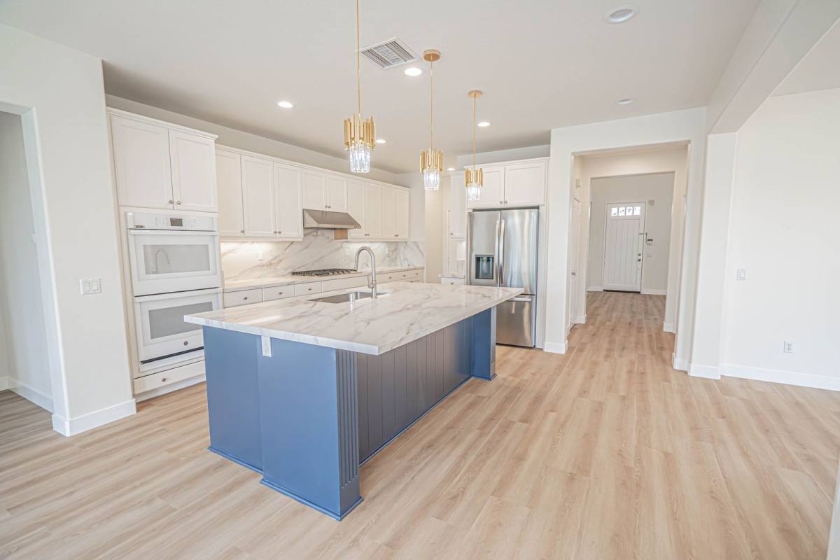 Apartment for rent at 19730 Byrne Place, Santa Clarita, CA 91350