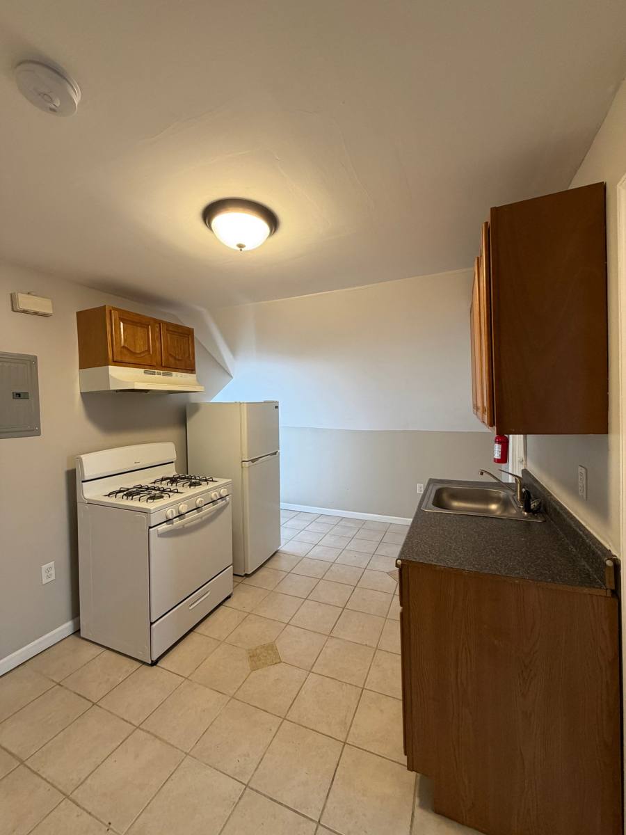 Apartment for rent at 49 Haledon Ave #3, Paterson, NJ 07522