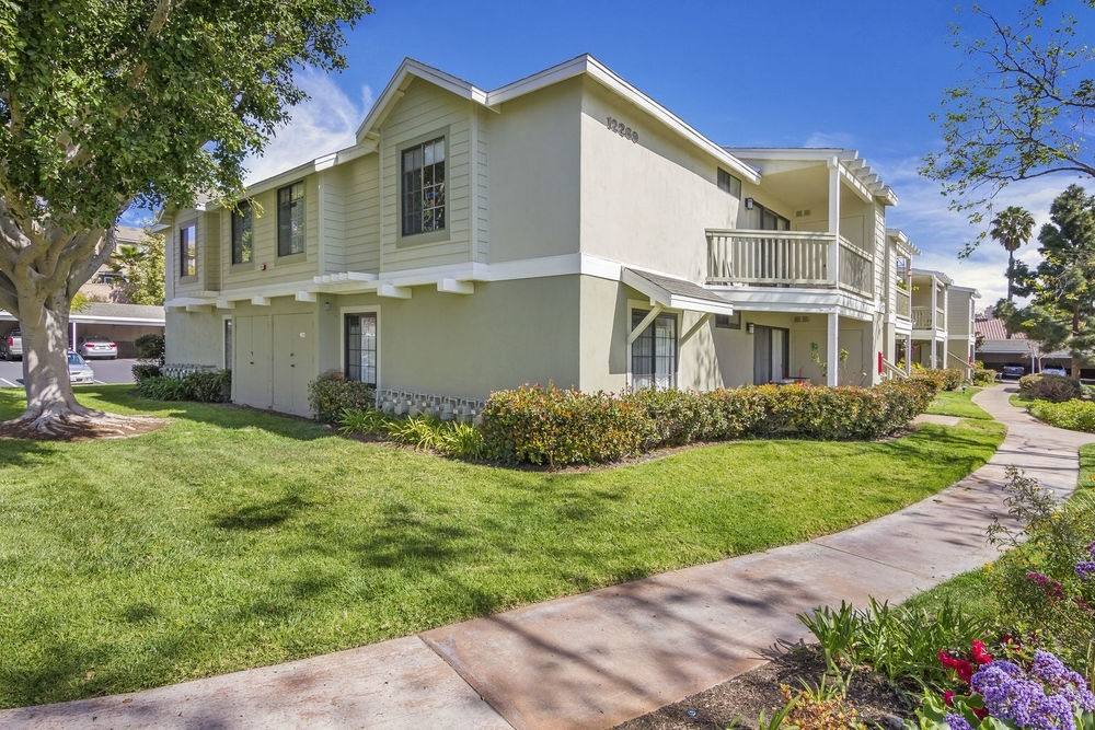 Apartment for rent at 12269 Carmel Vista Rd, San Diego, CA 92130