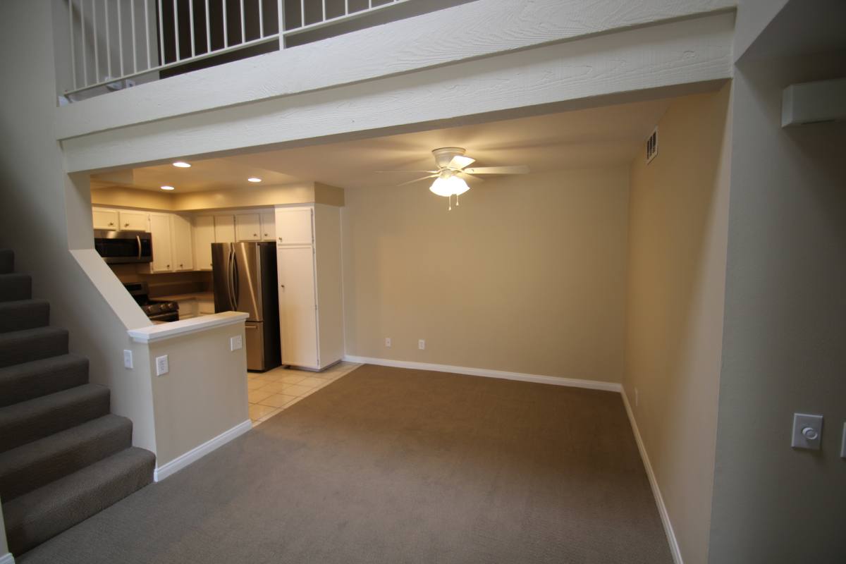 Apartment for rent at 12269 Carmel Vista Rd, San Diego, CA 92130
