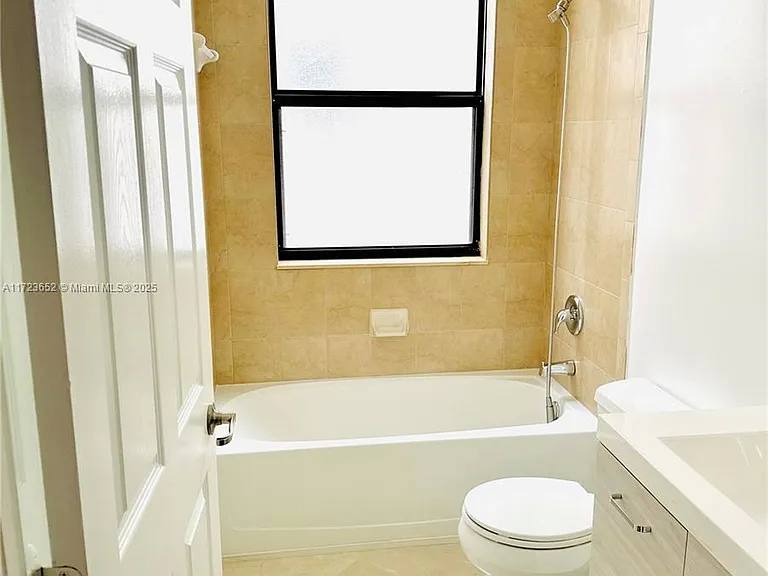House for rent at 3530 W 88th St, Hialeah, FL 33018
