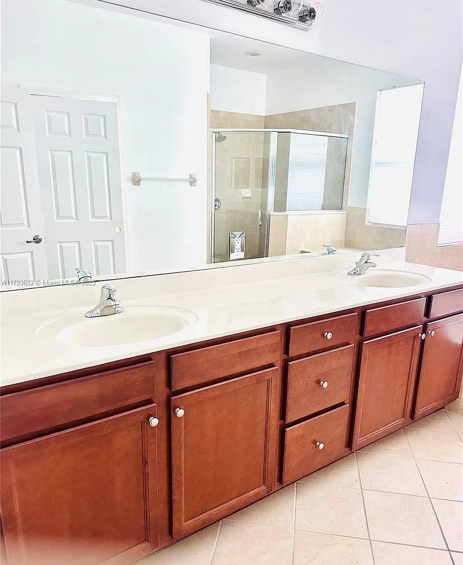 House for rent at 3530 W 88th St, Hialeah, FL 33018
