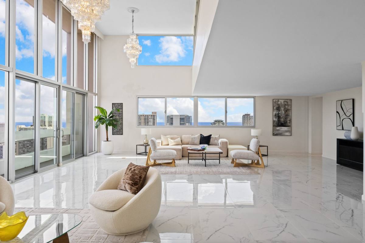 Apartment for rent at 555 University Ave #PH1, Honolulu, HI 96826