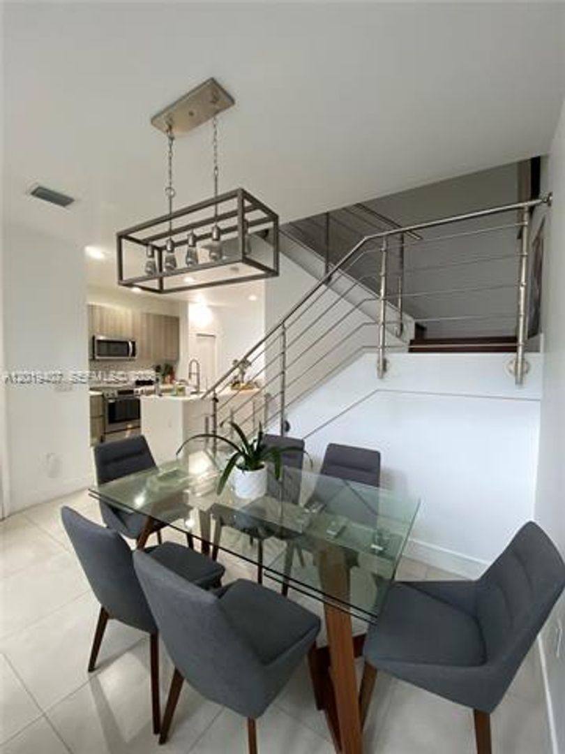 Townhouse for rent at 10241 NW 71st Terrace, Miami, FL 33178