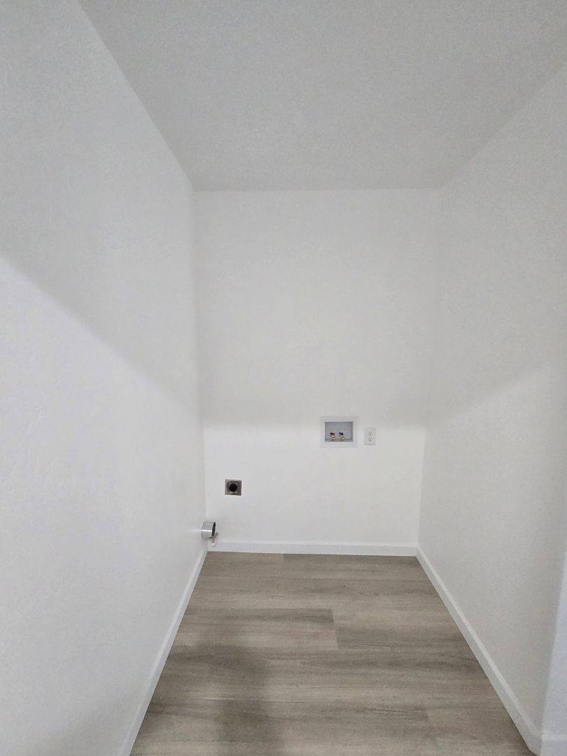 House for rent at 917 E Tulare Ave, Visalia, CA 93292