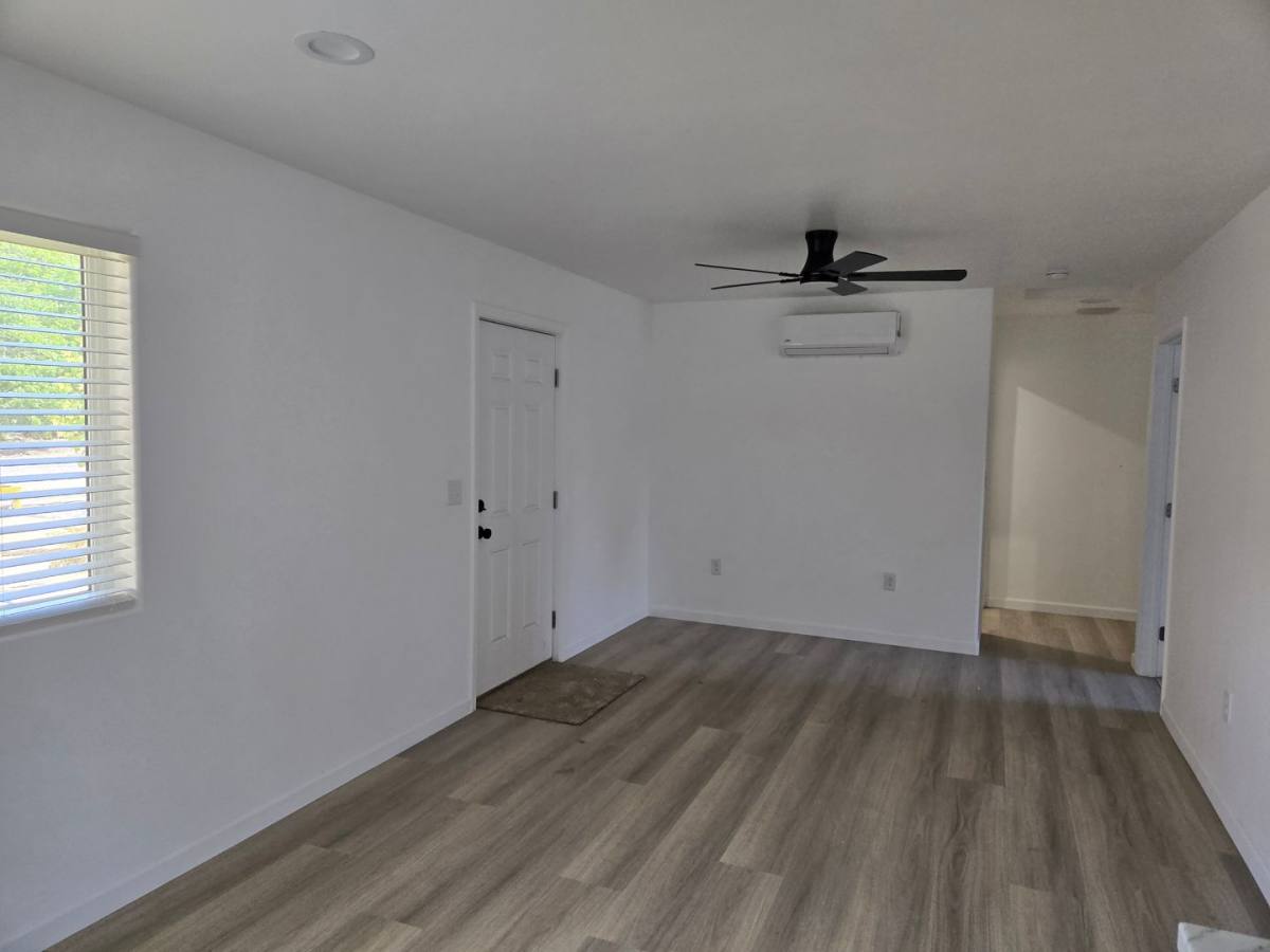 House for rent at 917 E Tulare Ave, Visalia, CA 93292