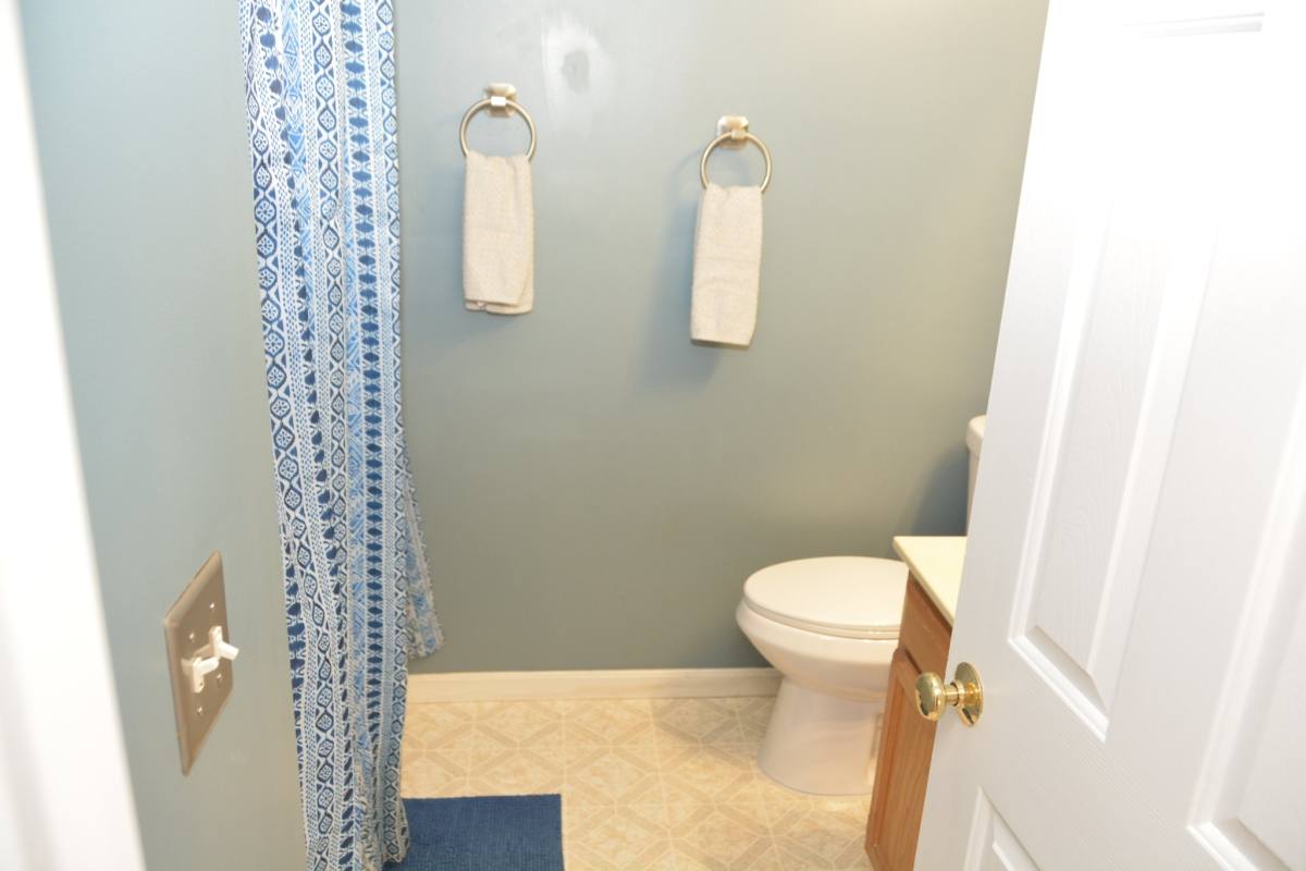 House for rent at 979 Kemper Meadow Dr, Cincinnati, OH 45240