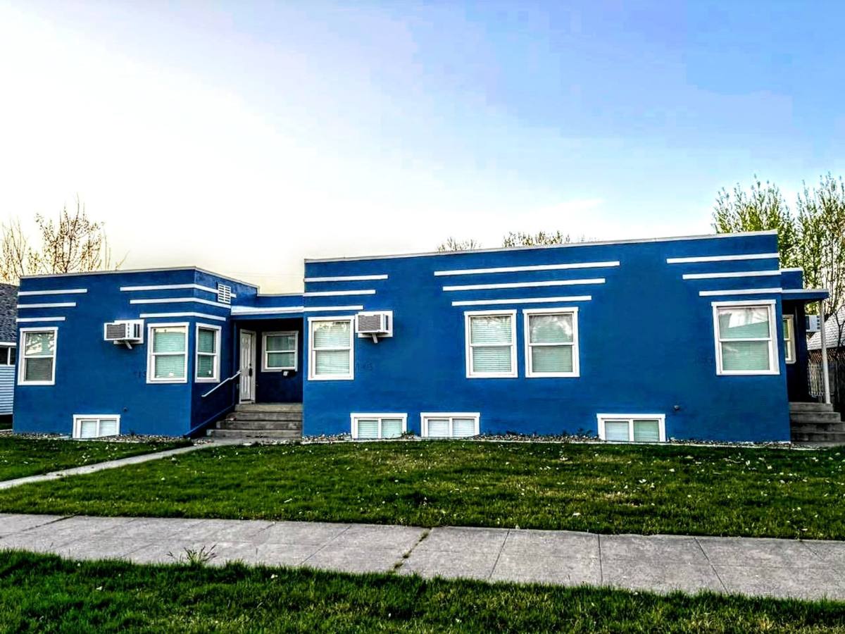 Townhouse for rent at 713 W Bonneville St, Pasco, WA 99301