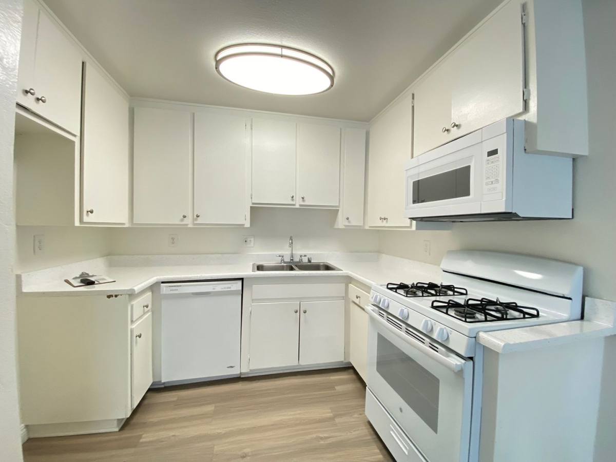 Apartment for rent at 5747 Laurel Canyon Blvd, Valley Village, CA 91607