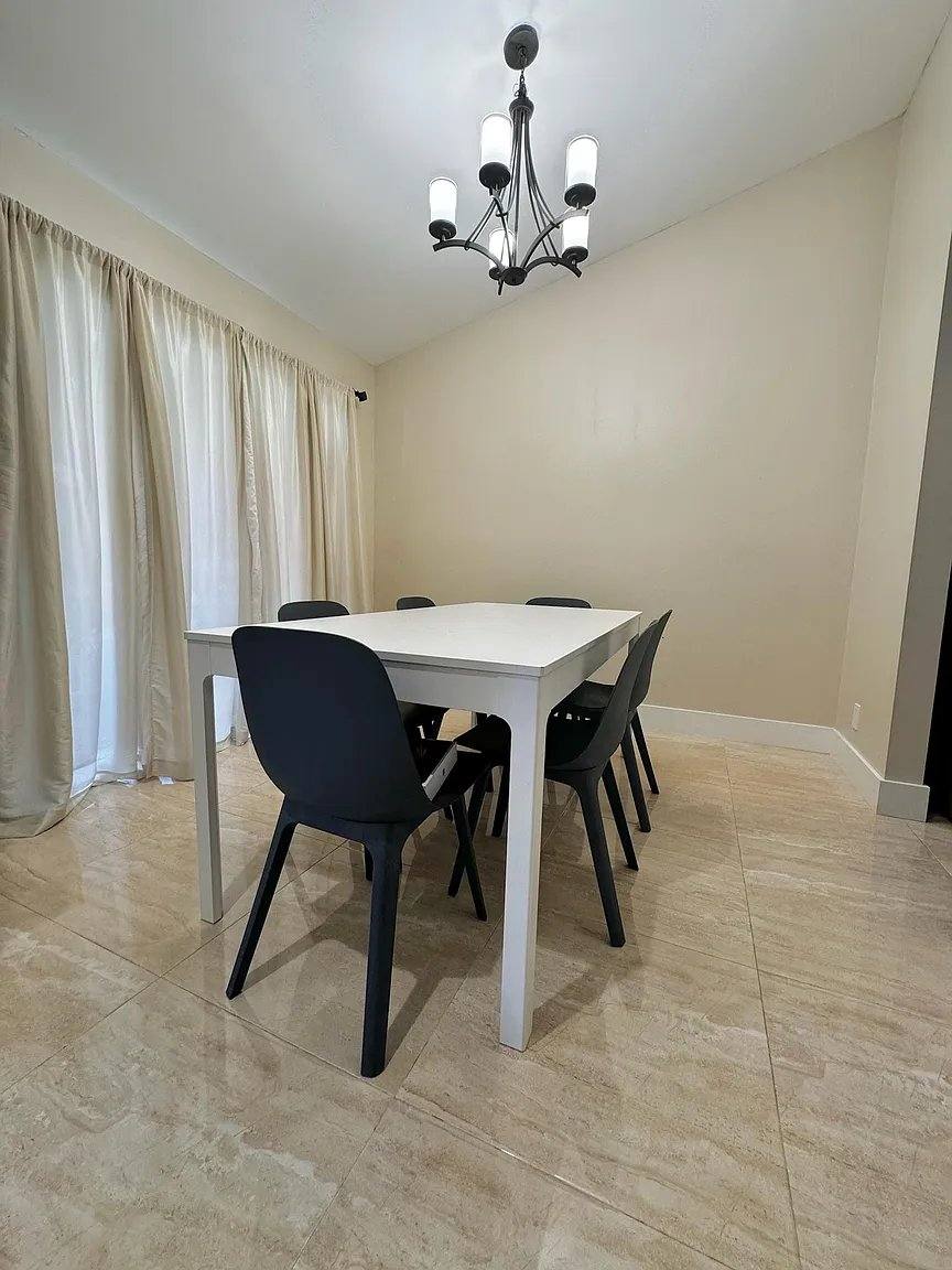 Apartment for rent at 5520 Coach House Circle, Boca Raton, FL 33486