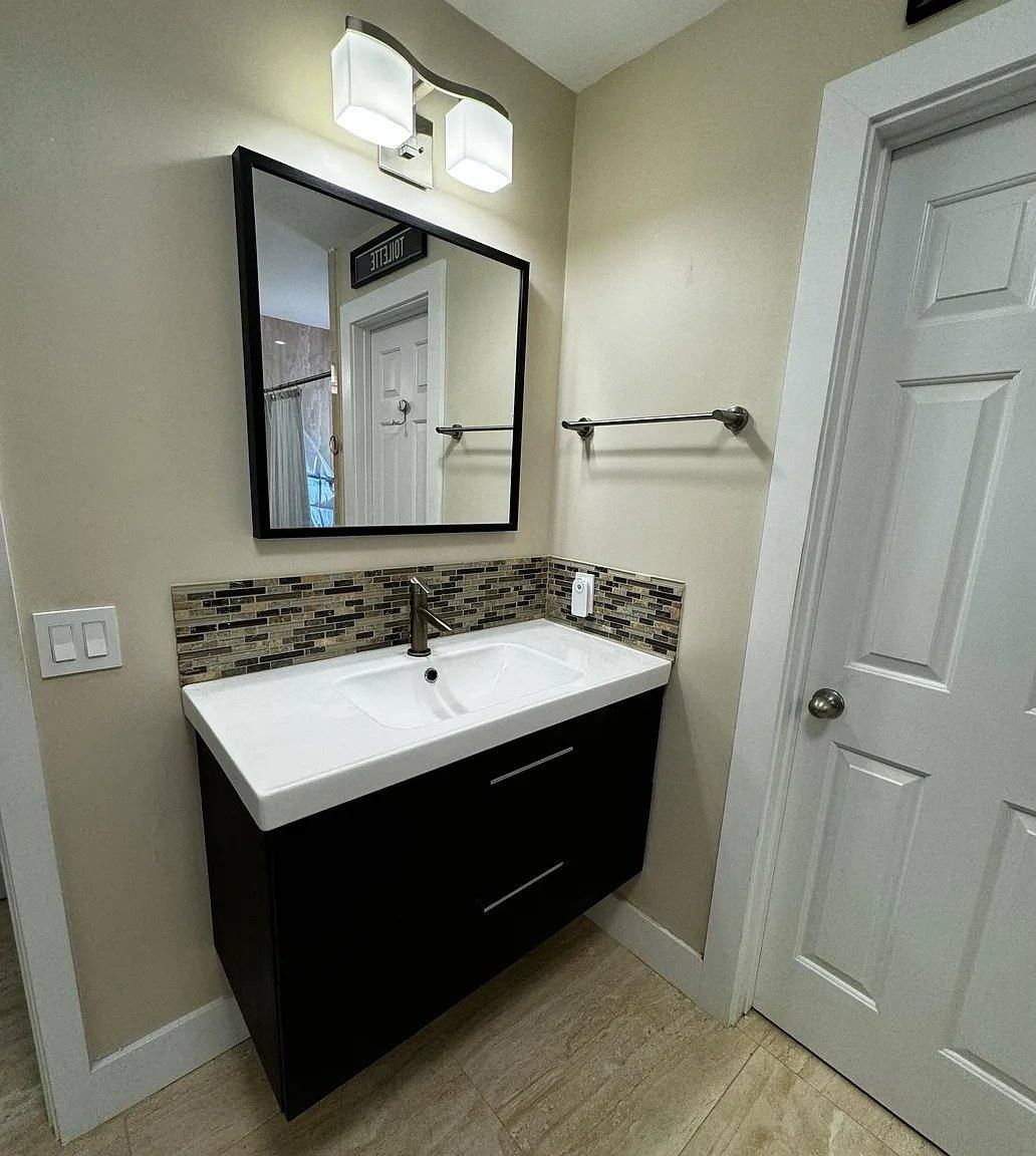 Apartment for rent at 5520 Coach House Circle, Boca Raton, FL 33486