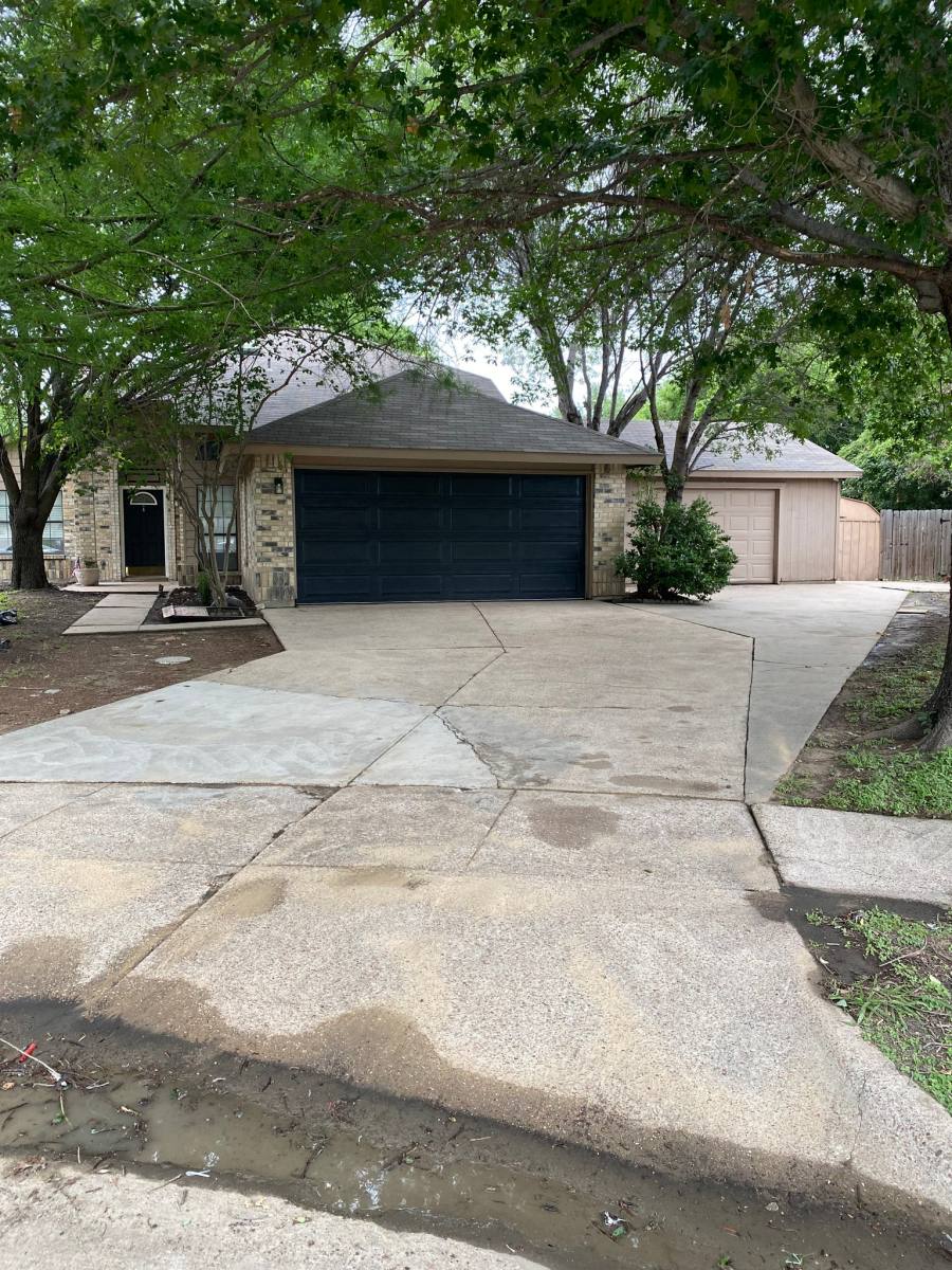 House for rent at 5203 Sutton Court, Arlington, TX 76018