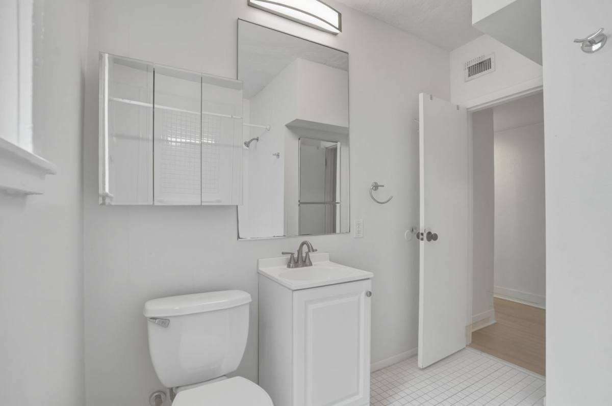 Apartment for rent at 3218 W Santiago St #2, Tampa, FL 33629