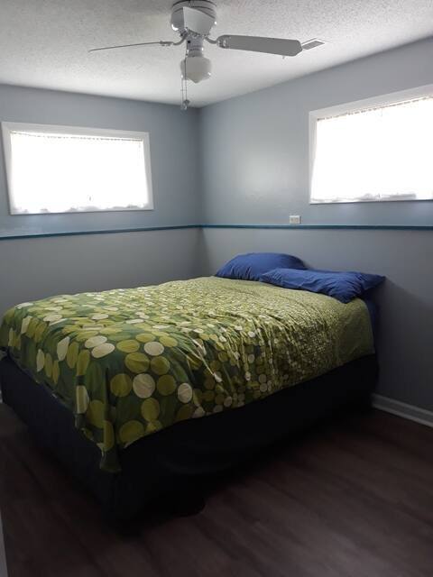 House for rent at 3134 Horseshoe Dr, Traverse City, MI 49684