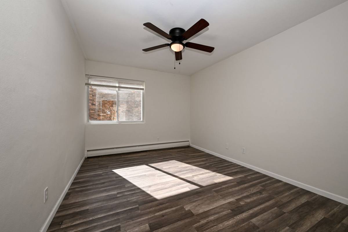 Apartment for rent at 515 5th St SE #4, Minneapolis, MN 55414