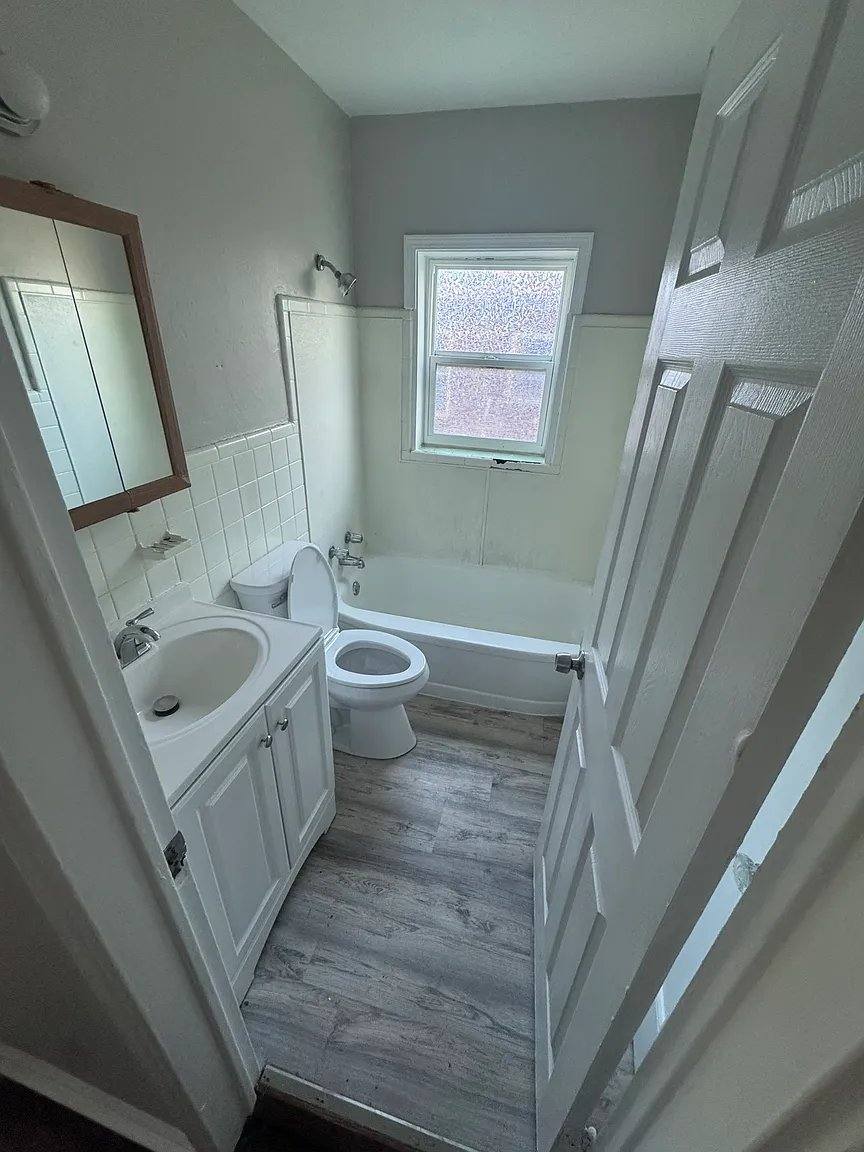 House for rent at 6625 Thurston Ave, Saint Louis, MO 63134